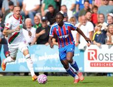 爱游戏体育首页-埃泽去留成疑，水晶宫主教练拒做任何承诺，阿森纳热刺双雄竞逐