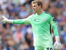 爱游戏体育中国-西汉姆联正式宣布签约赫曼森，一号门将到位