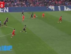 aiyouxi-反应很快！诺伊尔对阵柏林联近距离神扑，当选本赛季德甲最佳扑救