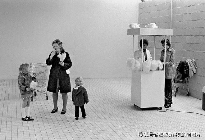 爱游戏体育官网-老照片 一起踏上1970年代英格兰的巴士之旅