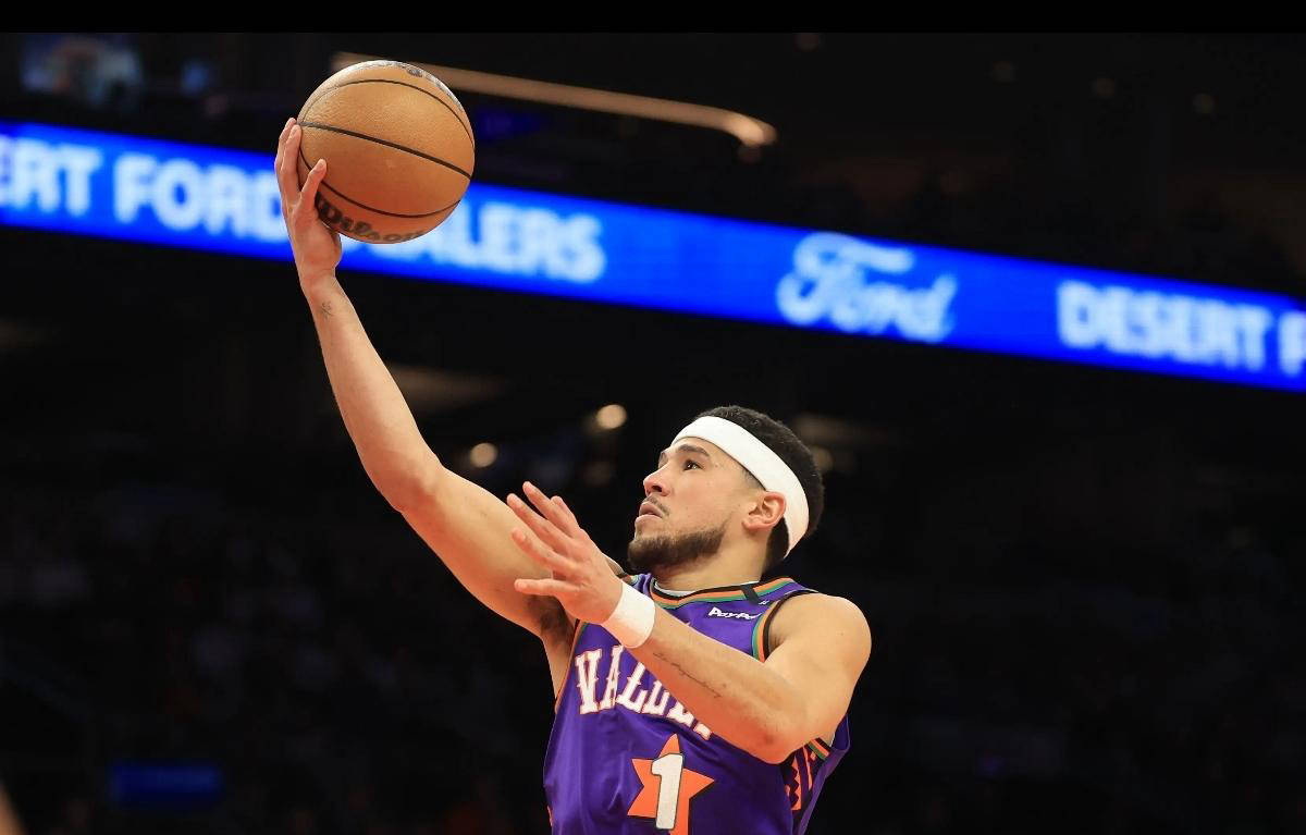 爱游戏体育网址-菲尼克斯太阳将顶薪续约德文·布克