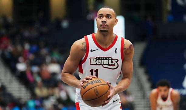 爱游戏体育下载-新奥尔良鹈鹕分配完双向合同名额？