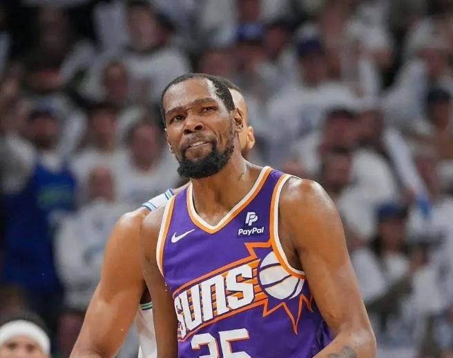 ayxsports-圣安东尼奥马刺朝气蓬勃，或组建超豪华三巨头阵容