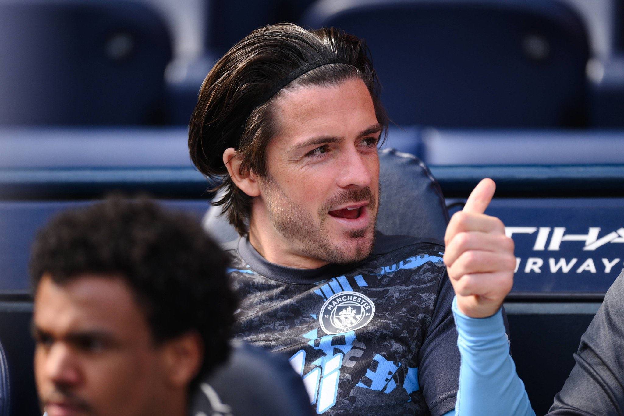 爱游戏体育首页-4年仅12球，曼城1亿英镑中场身价狂跌7200万欧元，30万周薪无人问津