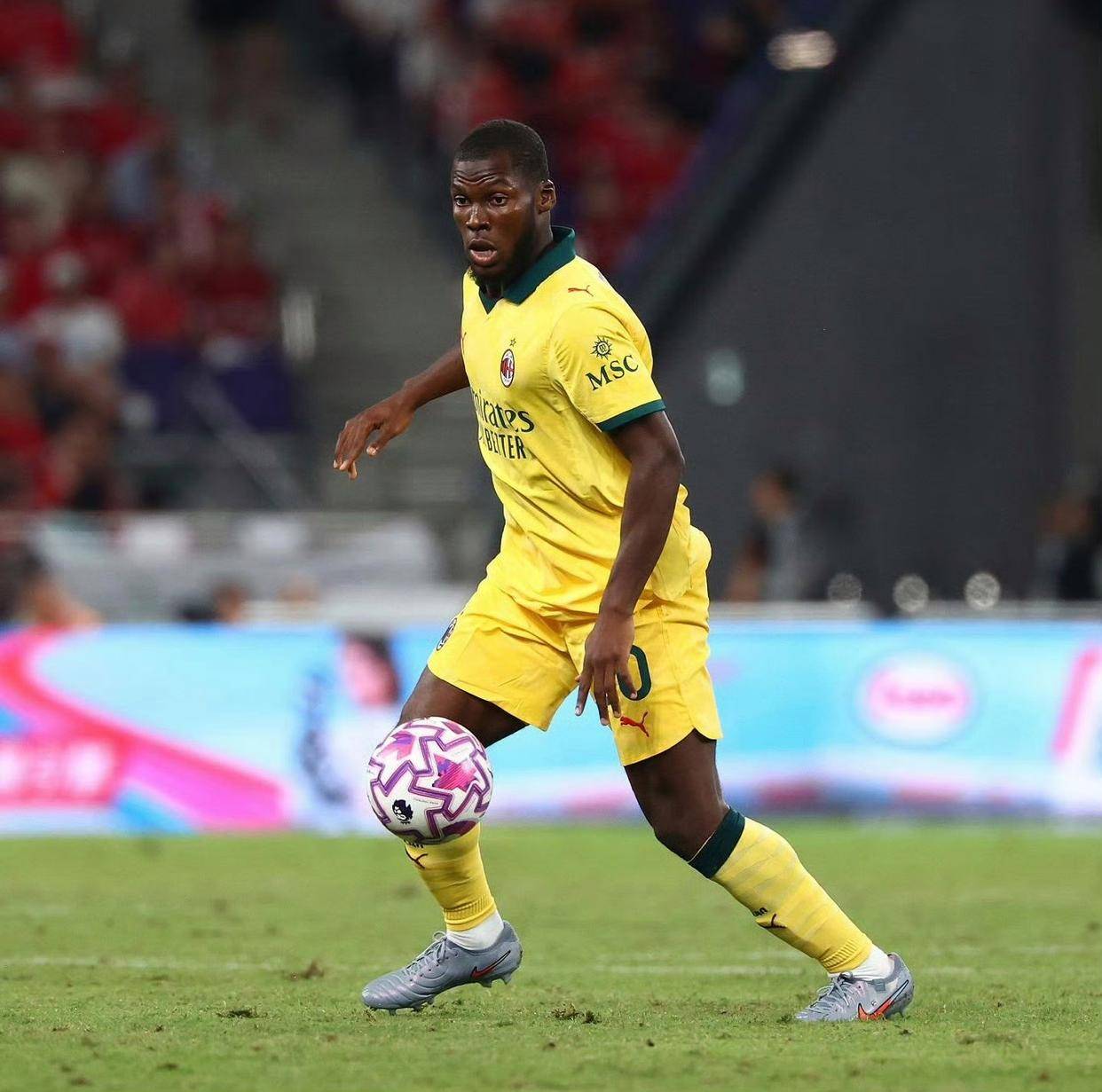 爱游戏体育中国-打晕送走？诺丁汉森林欲3000万欧报价穆萨，那不勒斯加入争夺