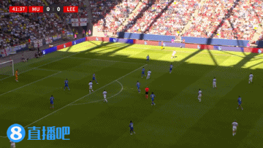 爱游戏体育首页-半场-曼联0-0利兹联 库尼亚首秀奥比抽射造险利兹联0射门