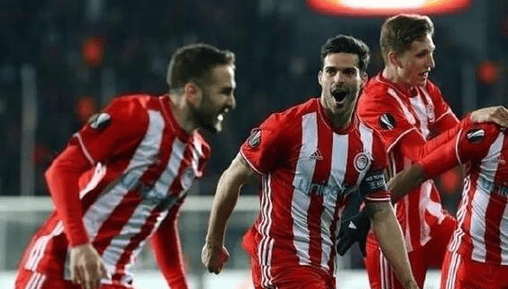 ayxsports-德甲对决前瞻：门兴格拉德巴赫 vs 沃尔夫斯