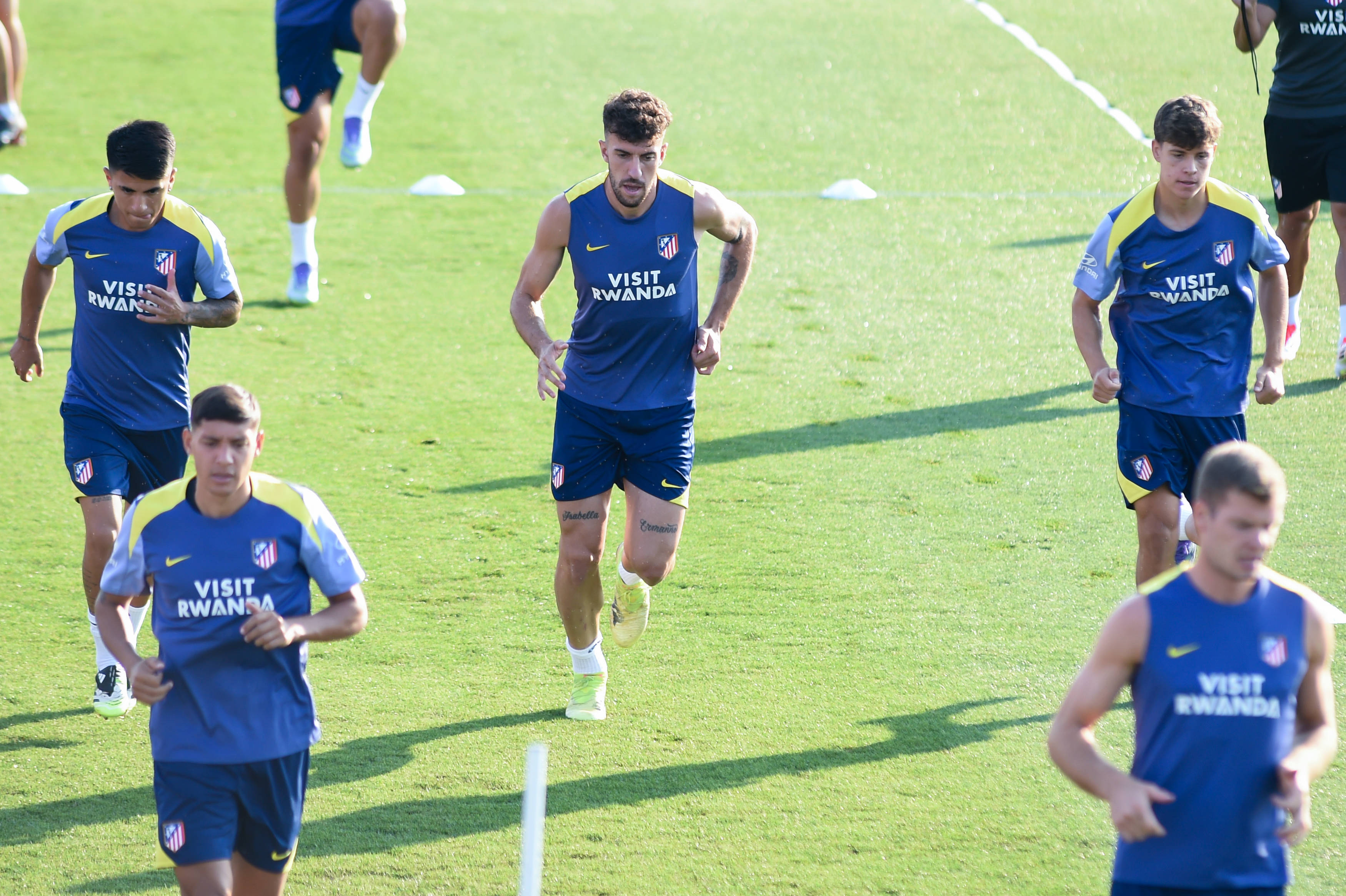 爱游戏体育中国-（体育）足球：马德里竞技一队备战新赛季