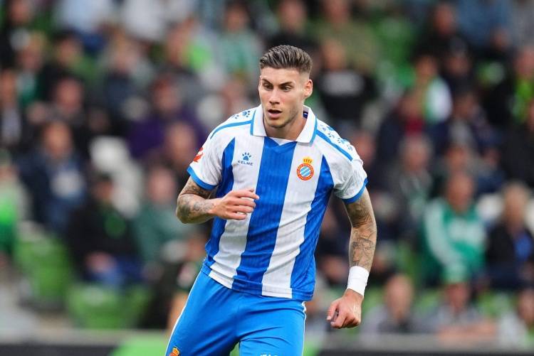 爱游戏体育官网-世体：尼斯有意签下罗伯托-费尔南德斯，但西班牙人拒绝了该报价