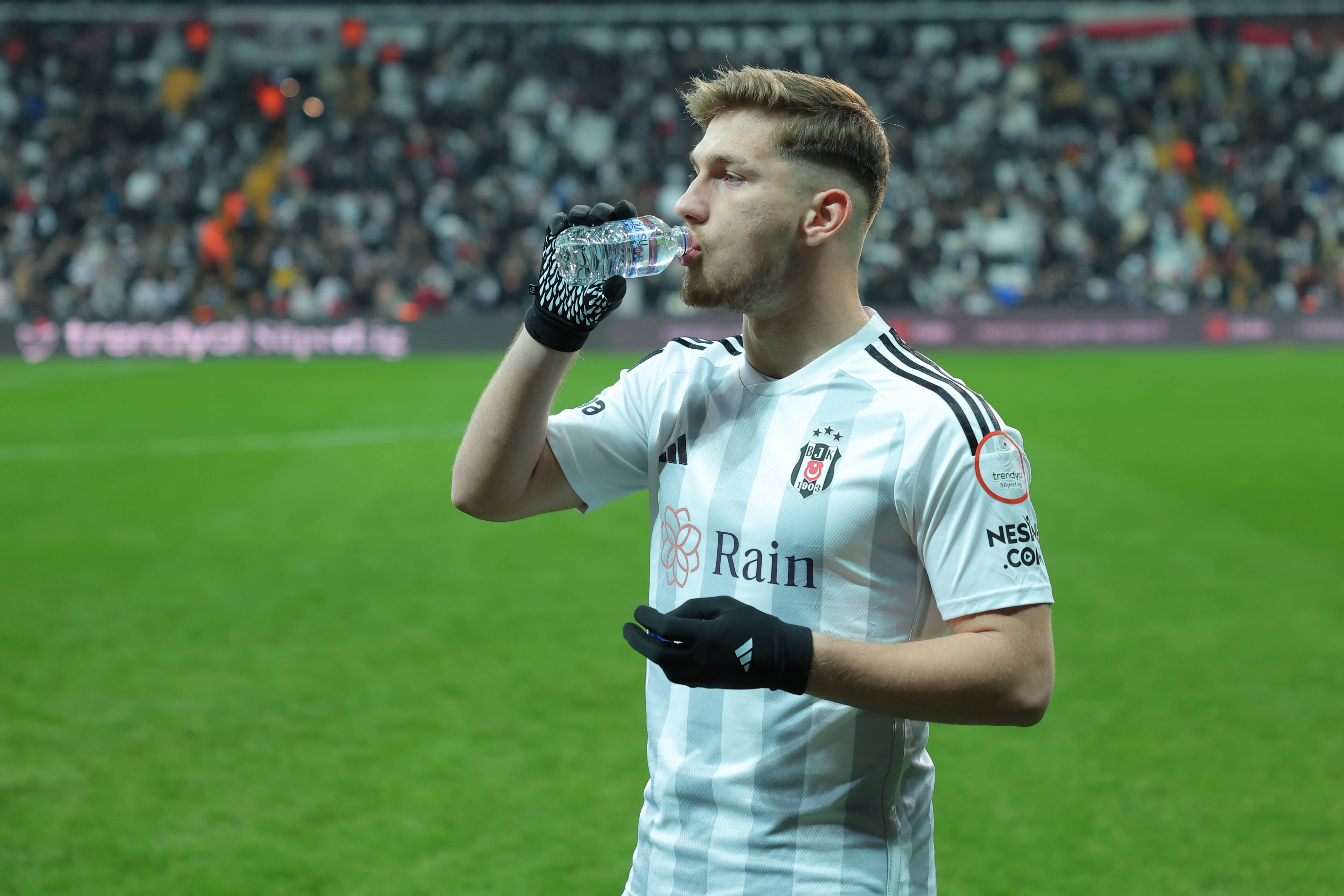 爱游戏体育下载-迪马济奥：卡利亚里敲定贝西克塔斯前锋基利索伊