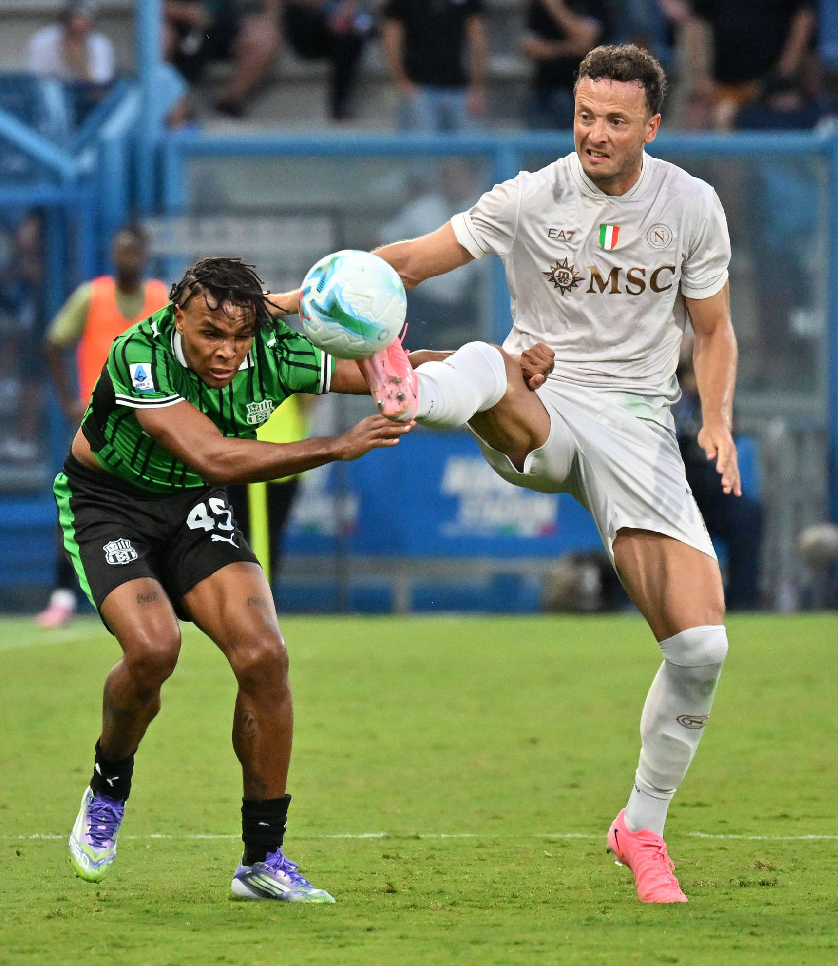 ayxsports-（体育）足球——意甲：那不勒斯胜萨索洛