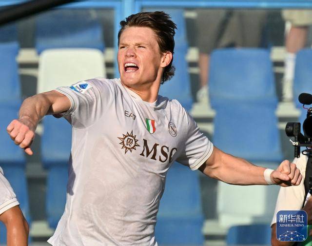 爱游戏-足球丨意甲：那不勒斯胜萨索洛