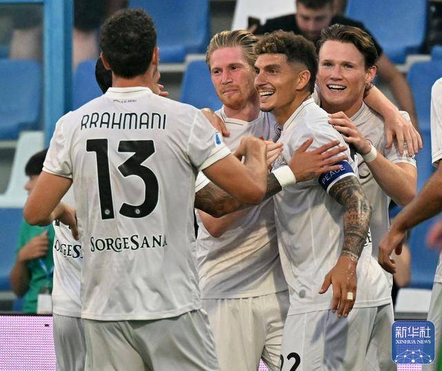 爱游戏-足球丨意甲：那不勒斯胜萨索洛