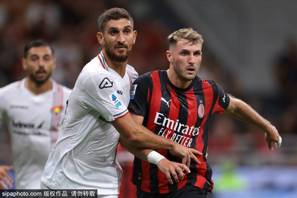 爱游戏体育中国-爆冷！意甲-帕夫洛维奇破门 米兰1-2克雷莫纳遭开门黑