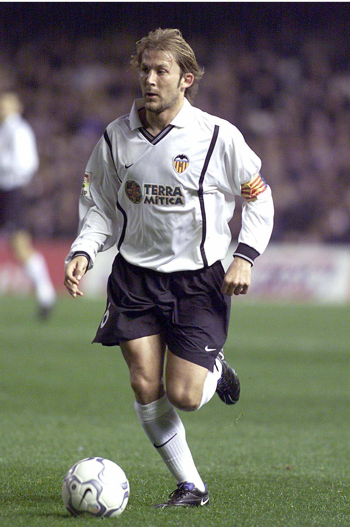 ayxsports-盘点曾效力于巴塞罗那和瓦伦西亚的球员