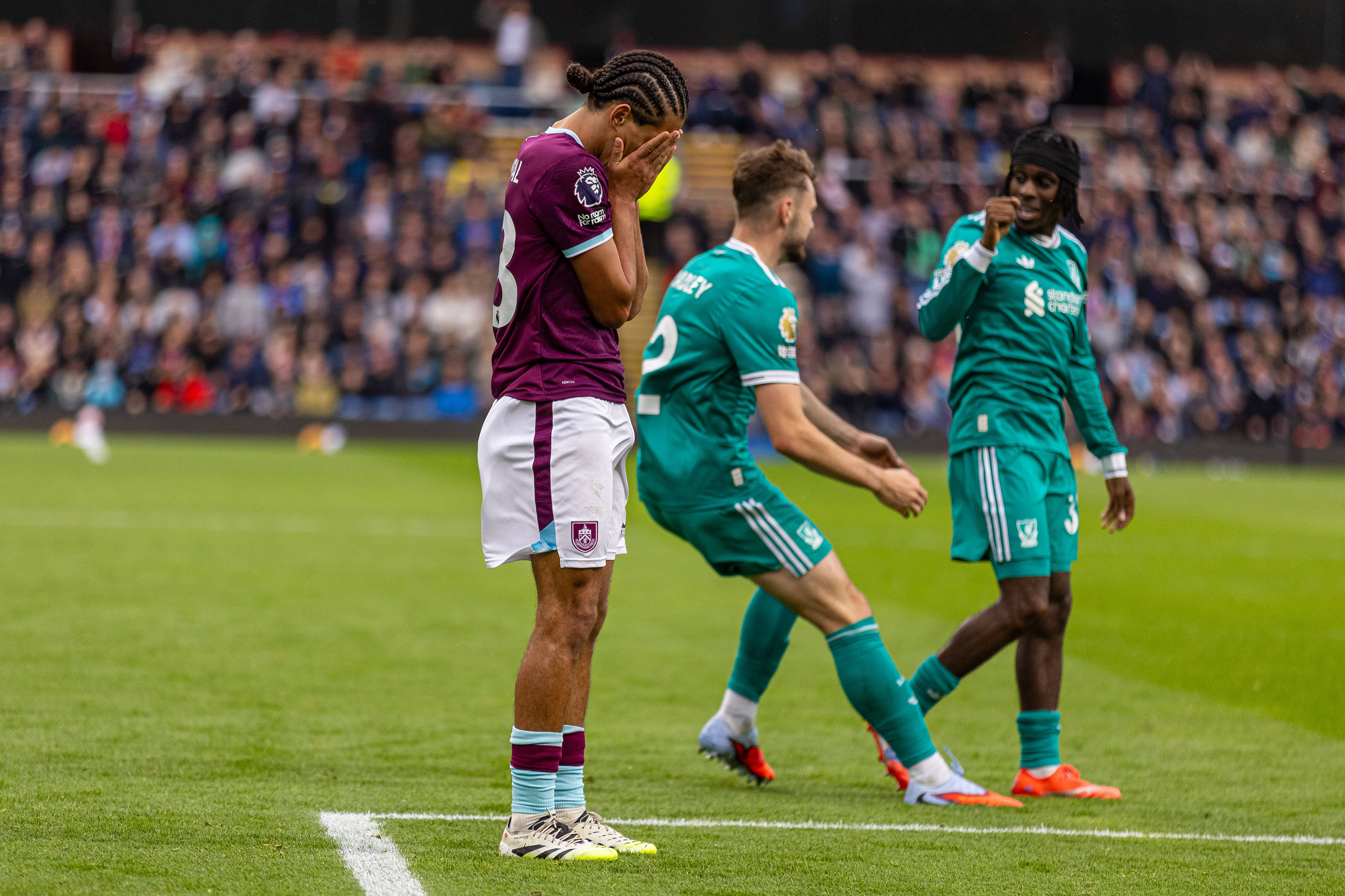 aiyouxi-（体育）足球——英超：利物浦胜伯恩利