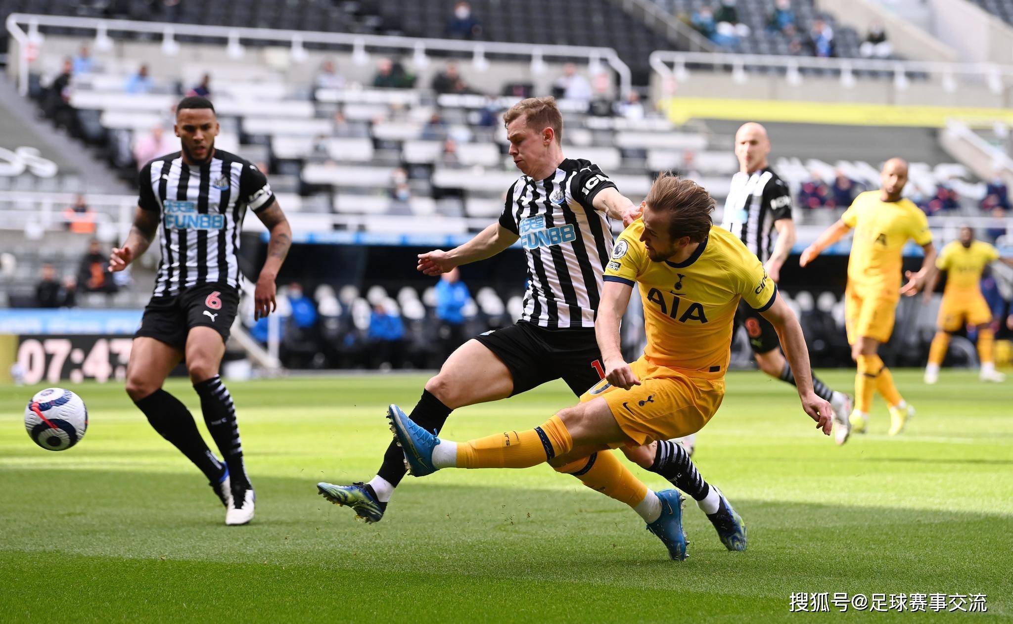 爱游戏体育首页-今日足球：纽卡斯尔联vs富勒姆 罗达JCvs前进之鹰