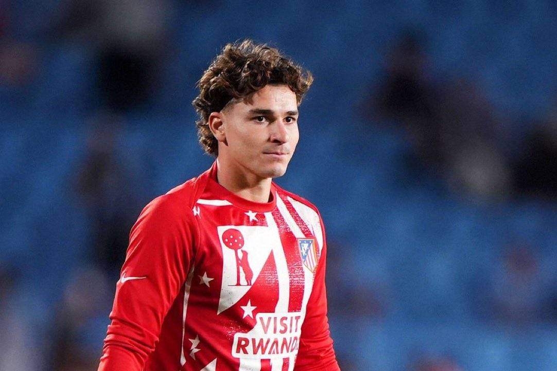 爱游戏体育官网-11球5助攻！西媒曝阿尔瓦雷斯主动示好巴萨，小蜘蛛为啥不想去阿森纳