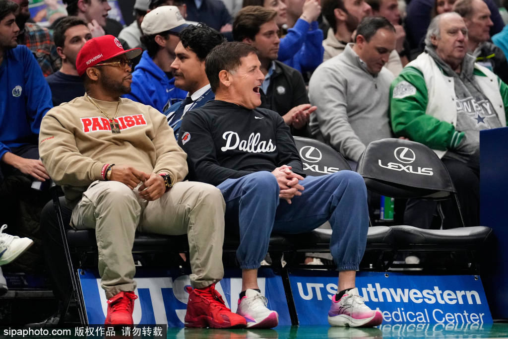 爱游戏-达拉斯独行侠对阵布鲁克林篮网：无关痛痒的较量